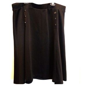 High waisted black skirt with buttons